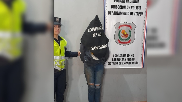 Policia sorprende a Cintia'i con objetos sup. hurtados