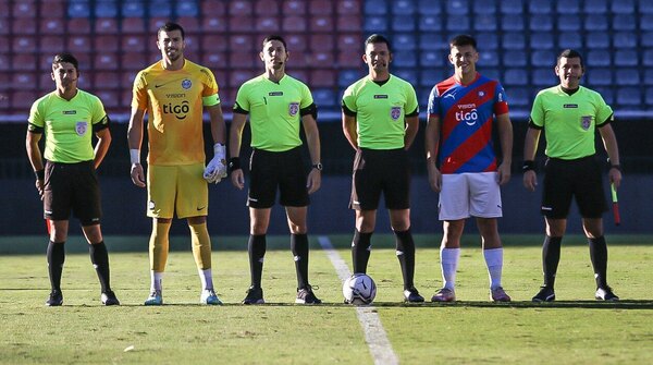 Versus / Cerro Porteño aplastó a Olimpia en el clásico de Reserva