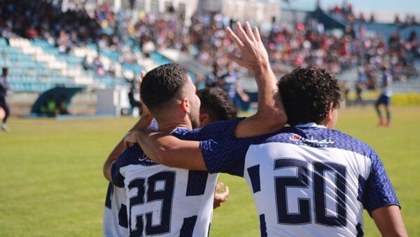 Santaní se frena y 2 de Mayo alcanza la punta