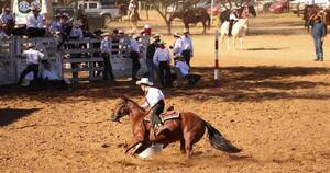 La Nación / Con más de 5.000 asistentes, la Expo Rodeo Neuland llega a su última jornada