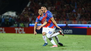 Versus / ¿Claudio Aquino va a jugar en la selección paraguaya?