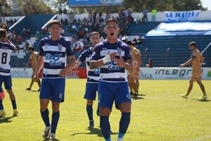 Versus / El 2 de Mayo extiende su racha y ya es puntero de la Intermedia