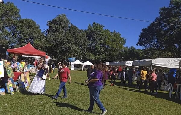 Exitosa tercera edición de “Expo Emprendendores –Carapeguá 2023″, reúne a productores - Nacionales - ABC Color