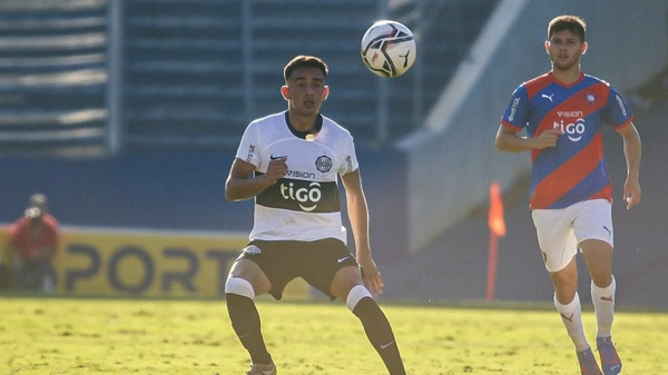 ¡El Ciclón humilló a Olimpia en el superclásico de la Reserva!