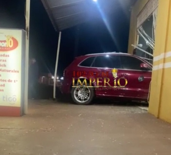 Ex precandidato a intendente chocó por un local comercial en Jardín Aurora - Radio Imperio