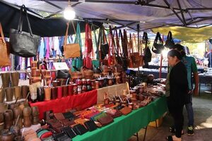 Feria de emprendedores atrae a turistas en San Bernardino - Nacionales - ABC Color