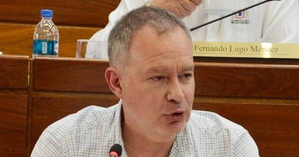 La Nación / Las denuncias de fraude electoral “no tienen pie ni cabeza”, dice Silva Facetti