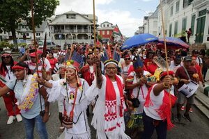 Pueblos indígenas de Surinam toman la capital para reivindicar sus derechos - Mundo - ABC Color