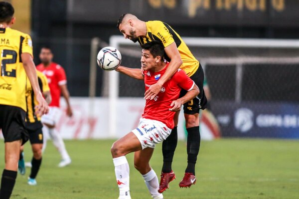Versus / Nacional se va con sabor a poco de la casa de Guaraní