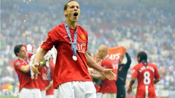 Versus / Rio Ferdinand se visitó de héroe y salvó a su esposa de un asaltante