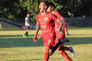 Cuatro arrancan con el pie derecho el torneo de la Primera C - Fútbol de Ascenso de Paraguay - ABC Color