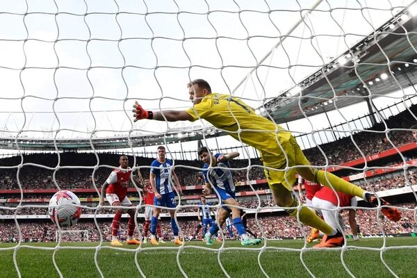 Enciso hace delirar al Brighton y al Manchester City en la Premier - Fútbol Internacional - ABC Color