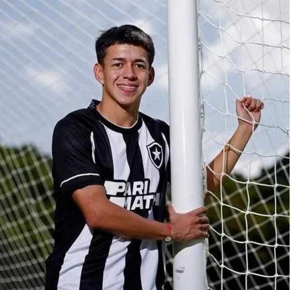 Botafogo pierde el invicto pero no la punta en el Brasileirão - Fútbol Internacional - ABC Color