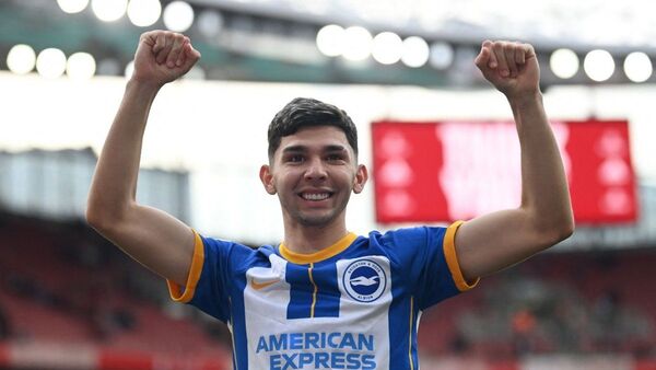 El segundo visitante más joven en marcar en Emirates Stadium