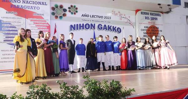 La Nación / Nihon Gakko rindió emotivo homenaje a la patria y a las madres