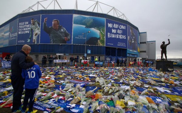 Versus / Cardiff reclama al Nantes una millonaria suma por la muerte Emiliano Sala