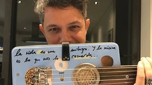 Alejandro Sanz y la Orquesta de Cateura | 1000 Noticias