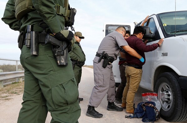 México tiene "serias preocupaciones" por inspecciones en cruce fronterizo con Texas, EEUU - MarketData