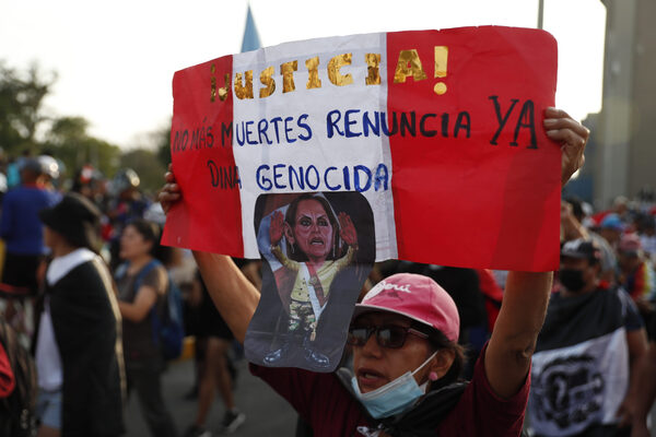 La economía peruana cayó el 0,43 % en el primer trimestre por las protestas e inundaciones - MarketData