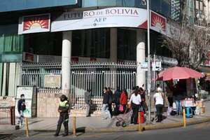 Sistema estatal de pensiones de Bolivia inicia operaciones al 100 % en medio de polémica - MarketData