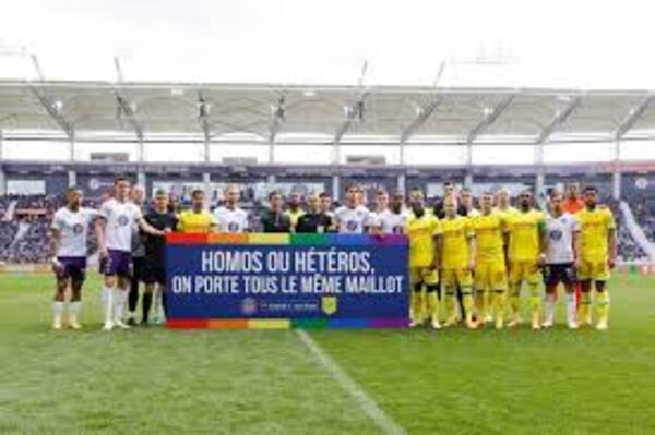 Toulouse excluyó a jugadores que se negaron a participar en una campaña contra la homofobia