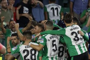 El Betis refuerza su puesto de la Liga Europa - Fútbol Internacional - ABC Color