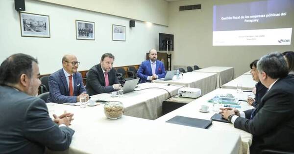 La Nación / Destacan a las empresas públicas
