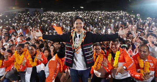 La Nación / Tailandia: coalición prodemocracia intenta apartar del poder a militares
