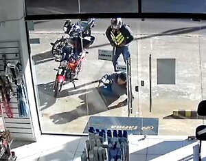 CDE: Roban más de G. 14 millones a delivery de una farmacia