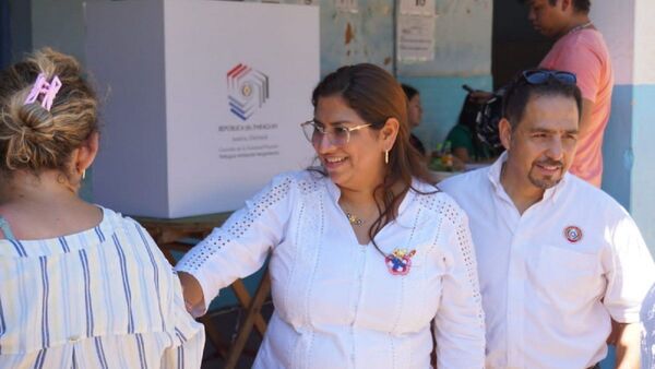 Candidata a gobernadora asegura que ganó elecciones por 42 votos