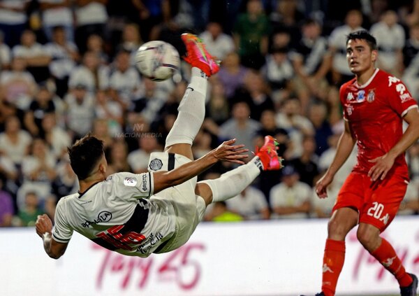 Olimpia, de floja campaña, recibe a General Caballero