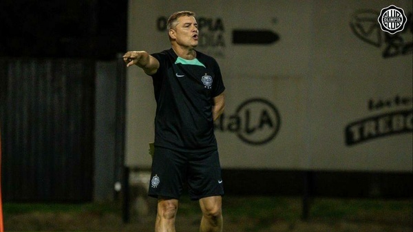 Olimpia: ¿Aguirre prepara otra sorpresota en su equipo de esta noche?