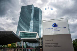 El Banco Central Europeo celebra el 24 de mayo sus 25 años de existencia - Revista PLUS