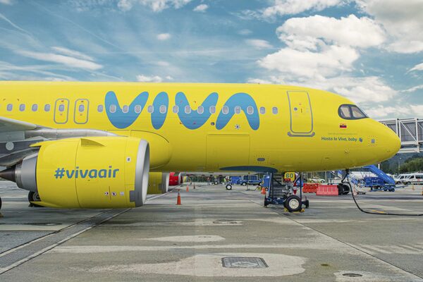 La aerolínea Viva Air anuncia que ya no cuenta con la capacidad para seguir operando - Revista PLUS