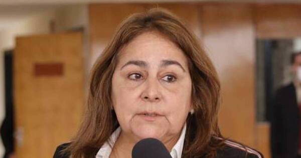 La Nación / TSJE: “Los campesinos ya no se dejan manipular y recurren a indígenas”, dice senadora