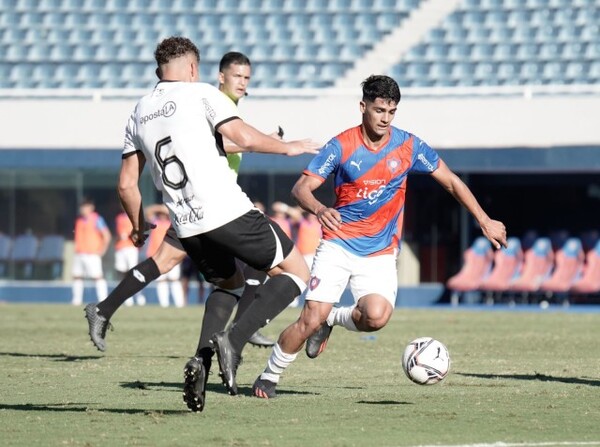 Cuatro victorias y dos empates en la fecha 17 - APF