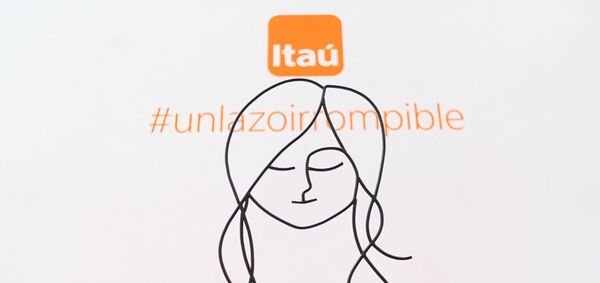 “Un lazo irrompible” una instalación que inmortaliza el vínculo entre una madre y su hijo - Revista PLUS