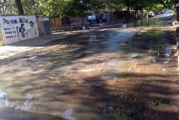Ejecutivo promulgó financiamiento US$ 348 millones para obras cloacales y agua potable - Economía - ABC Color