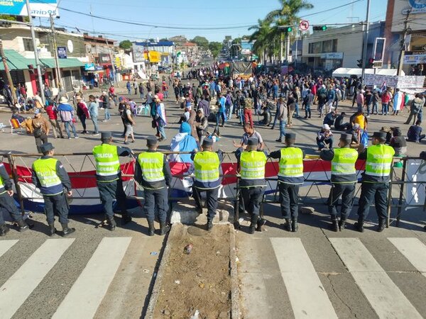 “Presencia y manipulación” de niños en manifestaciones de payistas comprueba la Defensoría de la Niñez
