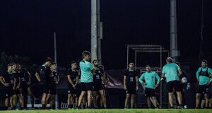 Versus / Jhohan Romaña será titular en la defensa de Olimpia