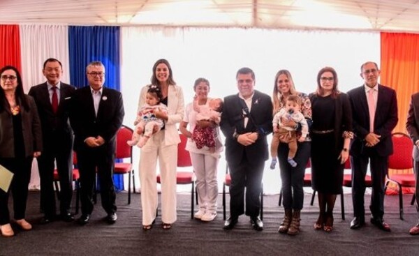 Instan a la donación y protección de leche materna