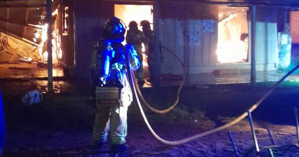 La Nación / Una familia quedó sin casa tras incendio que habría sido provocado por un sobrino