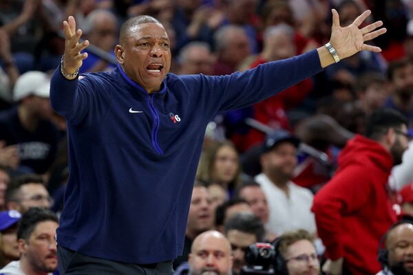 Diario HOY | Sixers despiden a su entrenador tras eliminación en playoffs NBA