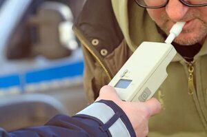 Borrachos al volante: 211 alcotest positivos este fin de semana largo - Policiales - ABC Color