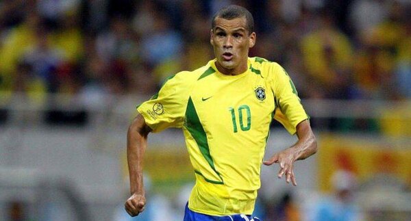 Versus / La leyenda brasileña Rivaldo está en problemas con la justicia por deudas