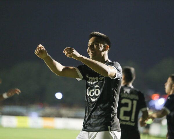 Libertad sigue sumando y se aleja a ocho puntos del Ciclon - La Tribuna