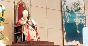 La Nación / Recuerdan a santo y 35 años de visita de Juan Pablo II