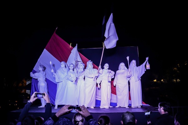 MAGNÍFICO ESPECTÁCULO RELATÓ LA HISTORIA DE NUESTRA INDEPENDENCIA