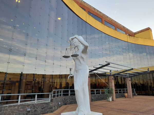 Gremio judicial del Paraguay aguarda con expectativas el cambio de gobierno