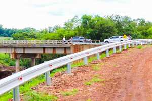 Gobierno apuesta a la conectividad con 17.000 metros lineales de nuevos puentes a nivel país - .::Agencia IP::.